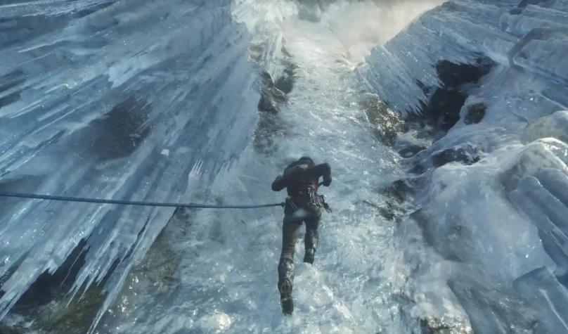 古墓丽影崛起空中钩斧怎么用