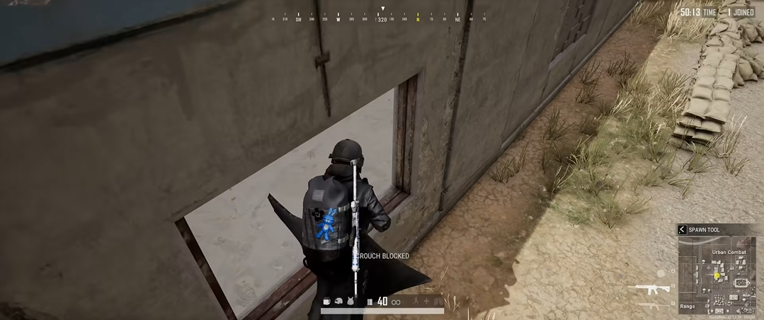 绝地求生怎么翻越过程中蹲在上边